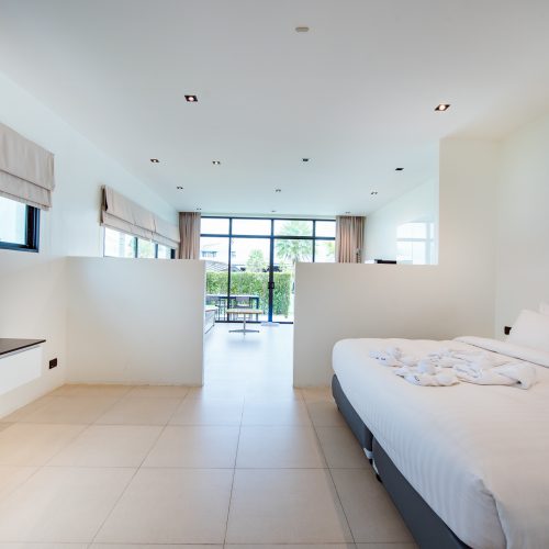 1 Bedroom with Jacuzzi