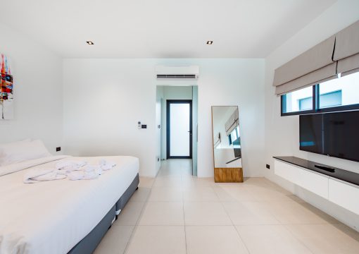 1 Bedroom with Jacuzzi