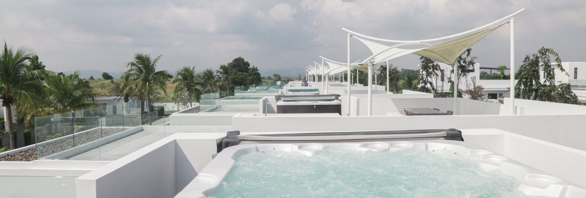 2 Bedroom Villa with Jacuzzi