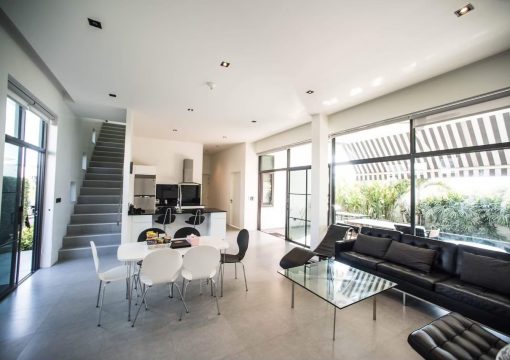 3 Bedroom Pool Villa with Jacuzzi